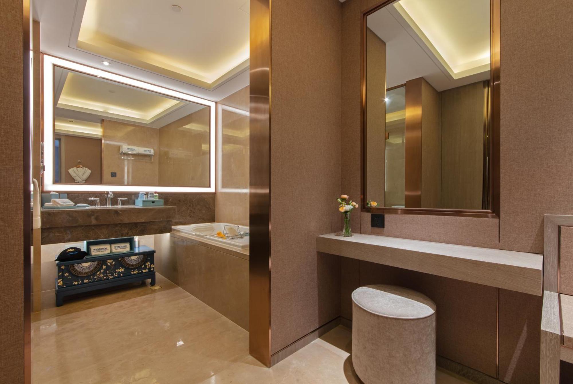 Kunming Huiyue Wyndham Hotel المظهر الخارجي الصورة